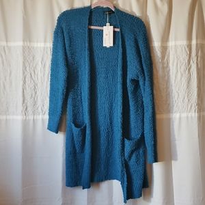 "Popcorn" texture cardigan